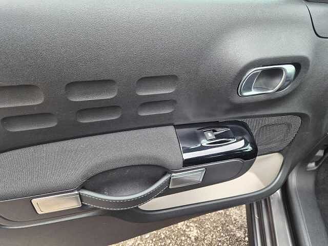 Citroen C3 1.2 PureTech Shine Plus Euro 6 (s/s) 5dr