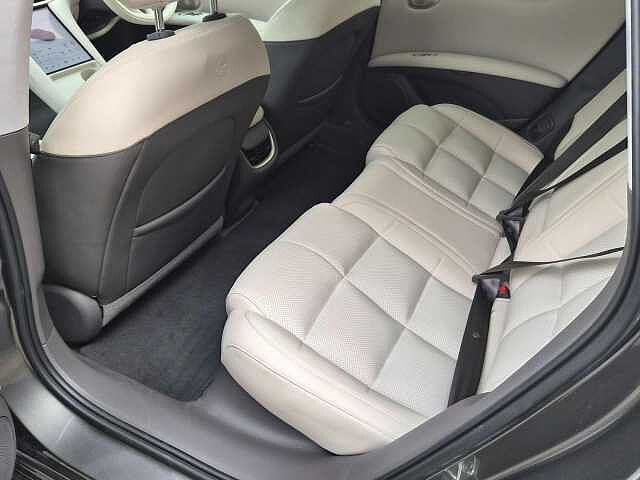 MG MG IM5 100kWh Performance Saloon Auto 4WD 5dr