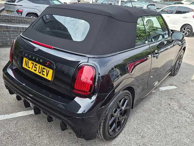 MINI Cooper Convertible 2.0S Sport Steptronic Euro 6 (s/s) 2dr