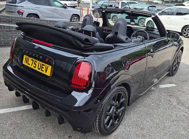 MINI Cooper Convertible 2.0S Sport Steptronic Euro 6 (s/s) 2dr