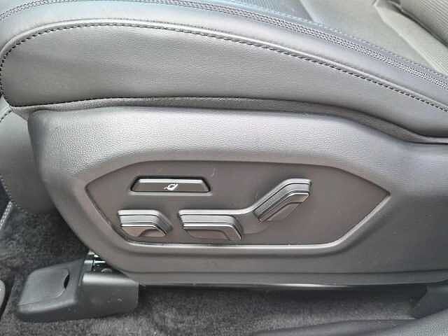 Hyundai Santa Fe 1.6 T-GDi 13.8kWh Calligraphy Auto 4WD Euro 6 (s/s) 5dr (7Seat)