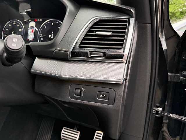Volvo XC90 2.0 B5 MHEV R-Design Pro Auto 4WD Euro 6 (s/s) 5dr