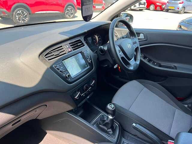 Hyundai I20 1.2 Play Euro 6 (s/s) 5dr White