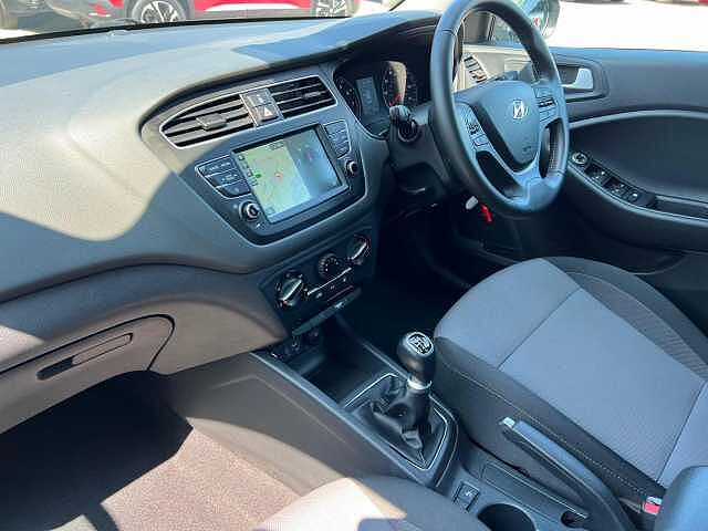 Hyundai I20 1.2 Play Euro 6 (s/s) 5dr White