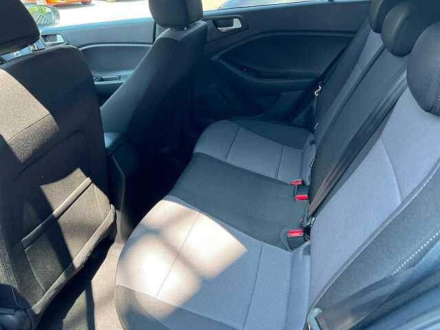 Hyundai I20 1.2 Play Euro 6 (s/s) 5dr White