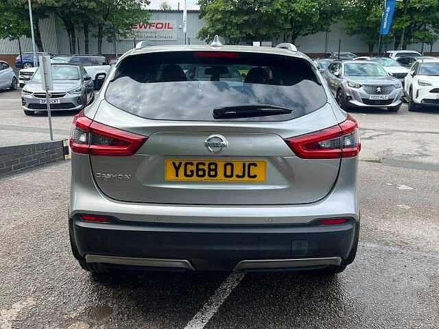 Nissan Qashqai 1.3 DIG-T Tekna Euro 6 (s/s) 5dr