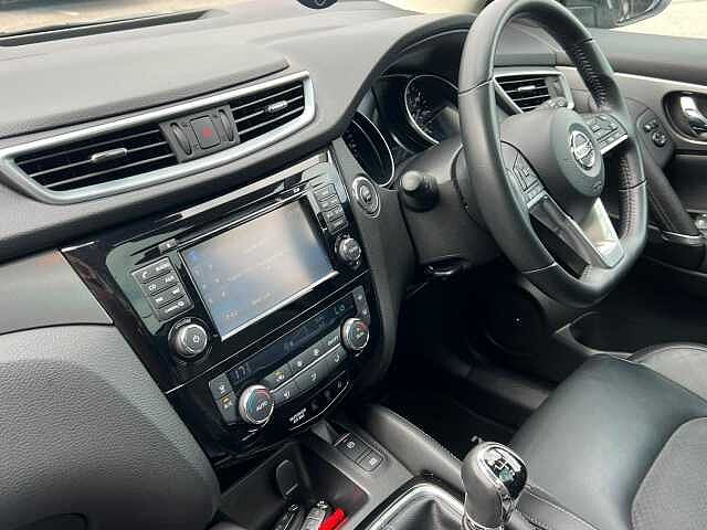 Nissan Qashqai 1.3 DIG-T Tekna Euro 6 (s/s) 5dr