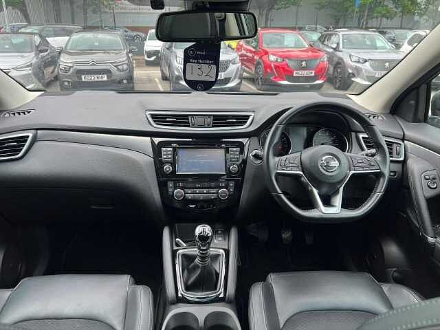 Nissan Qashqai 1.3 DIG-T Tekna Euro 6 (s/s) 5dr