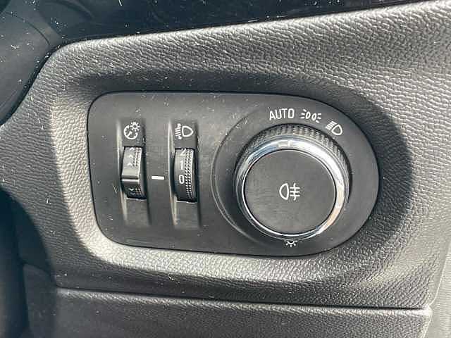 Vauxhall Corsa 1.2 SE Euro 6 5dr