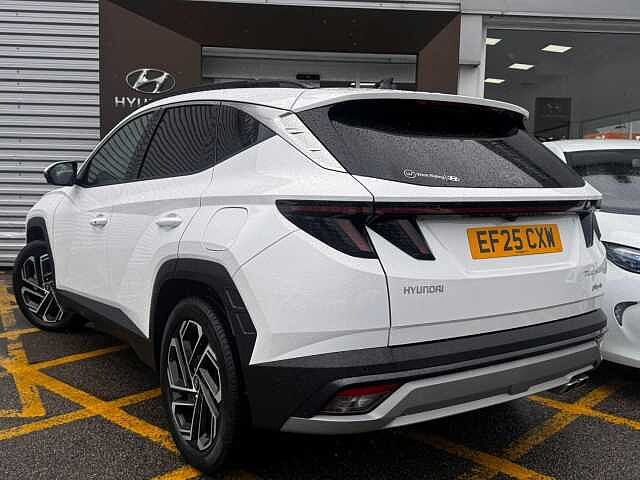 Hyundai TUCSON 1.6 T-GDi 13.8kWh Ultimate SUV 5dr Petrol Plug-in Hybrid Auto Euro 6 (s/s) (253 White