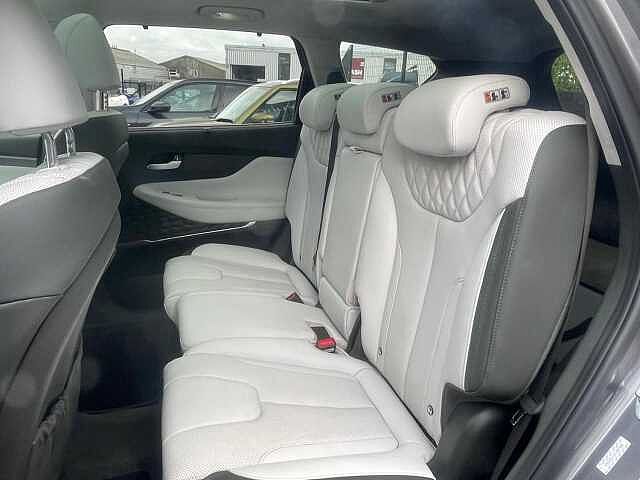 Hyundai Santa Fe 1.6 h T-GDi Ultimate Auto 4WD Euro 6 (s/s) 5dr
