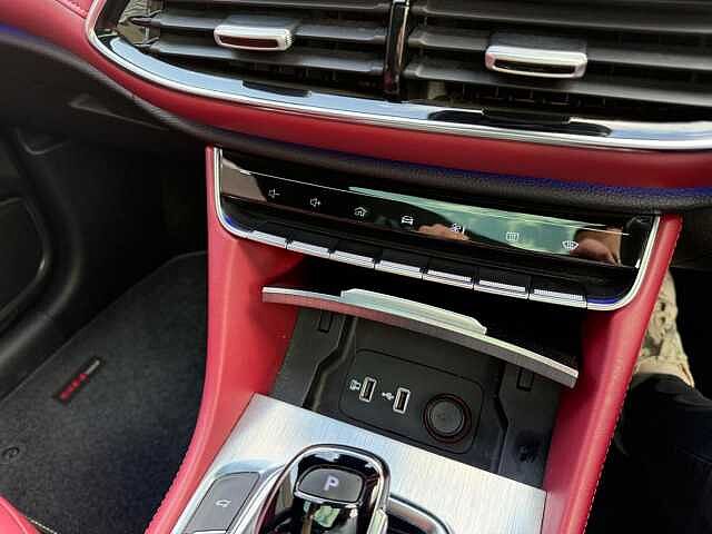 MG MG HS 1.5 T-GDI 16.6kWh Exclusive Auto Euro 6 (s/s) 5dr
