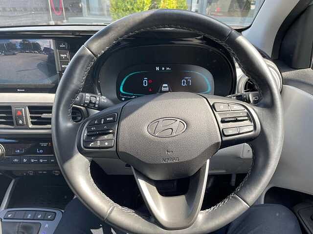 Hyundai i10 1.0 Premium Hatchback 5dr Petrol Auto Euro 6 (s/s) (67 ps)