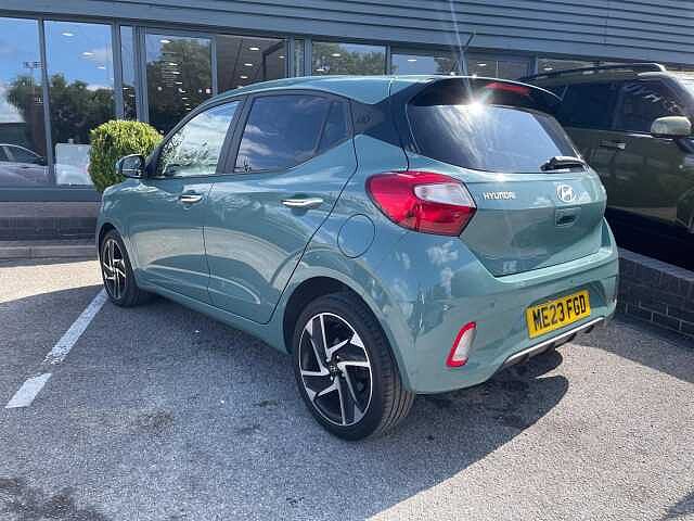 Hyundai i10 1.0 Premium Hatchback 5dr Petrol Auto Euro 6 (s/s) (67 ps)