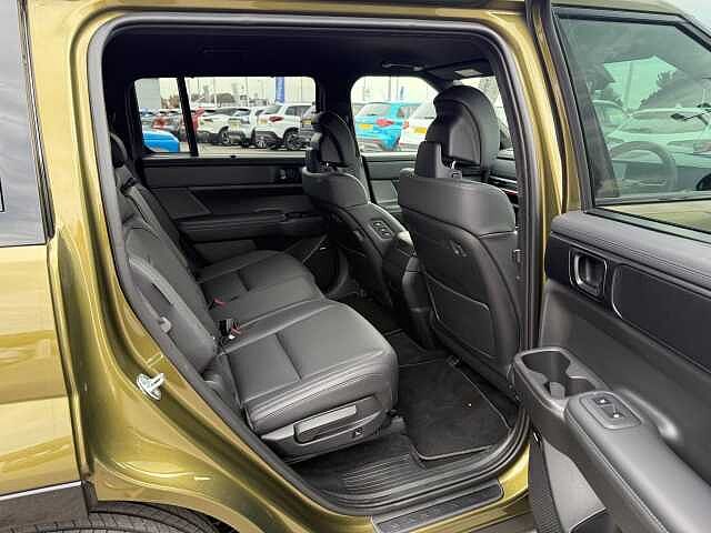 Hyundai Santa Fe 1.6 T-GDi 13.8kWh Calligraphy Auto 4WD Euro 6 (s/s) 5dr