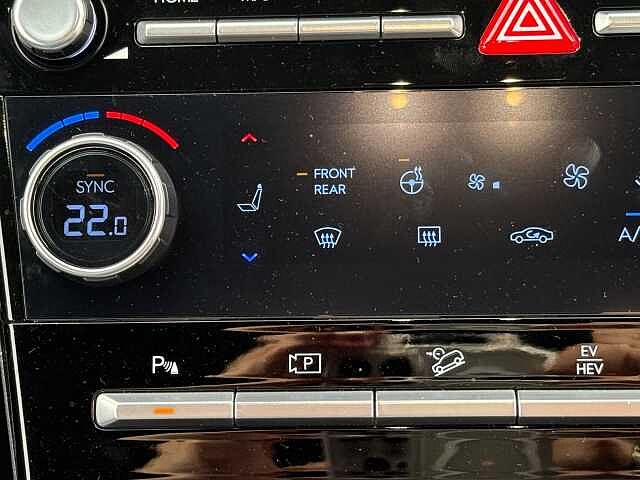 Hyundai Santa Fe 1.6 T-GDi 13.8kWh Calligraphy Auto 4WD Euro 6 (s/s) 5dr