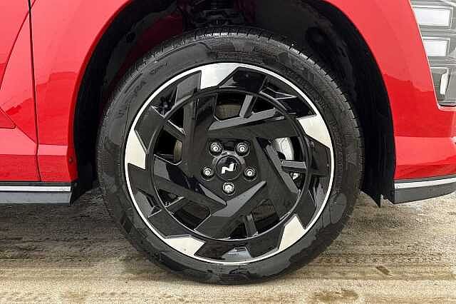 Hyundai KONA 65.4kWh N Line Auto 5dr Red