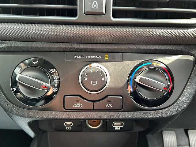 Hyundai I10 1.0 Advance Euro 6 (s/s) 5dr Red
