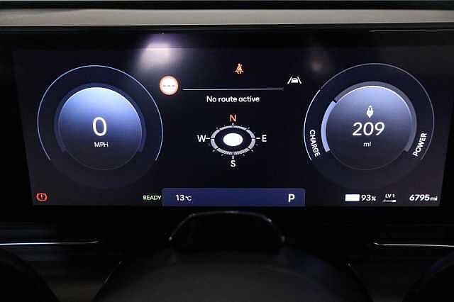 Hyundai KONA 48.4kWh Advance Auto 5dr