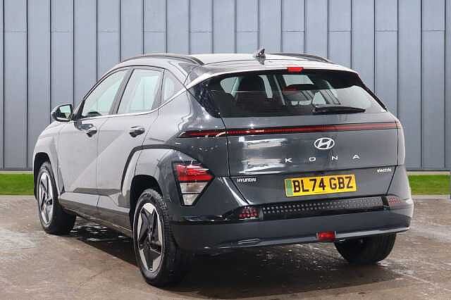 Hyundai KONA 48.4kWh Advance Auto 5dr