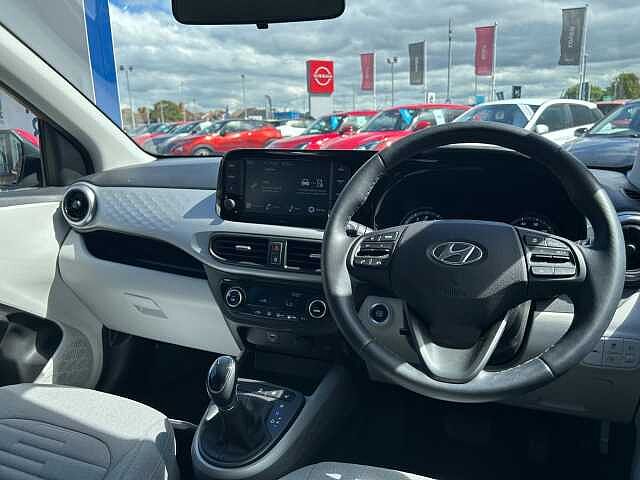 Hyundai I10 1.2 Premium Auto Euro 6 (s/s) 5dr Red