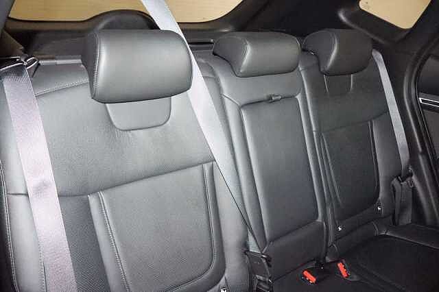 Hyundai TUCSON 1.6 T-GDi MHEV Ultimate DCT 4WD Euro 6 (s/s) 5dr Red