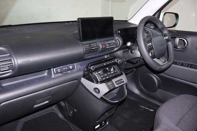 Hyundai INSTER Long Range 49kWh 02 Auto 5dr Yellow