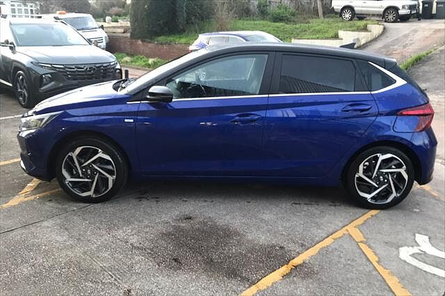 Hyundai I20 5dr Hat 1.0 T-gdi 48v 100 Ultimate Intense Blue + Black Roof