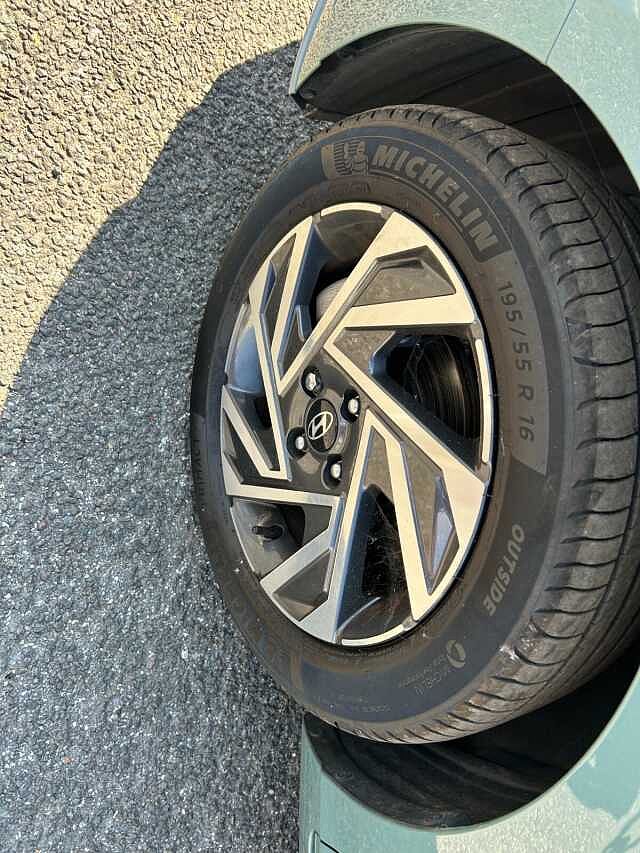 Hyundai i20 1.0T GDi Advance 5dr