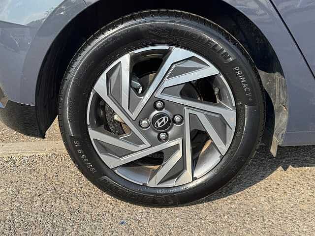 Hyundai i20 1.0T GDi Advance 5dr