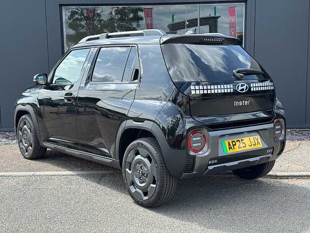 Hyundai Inster 85kW Cross 49kWh 5dr Auto