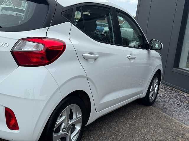 Hyundai i10 1.0 MPi SE Connect 5dr