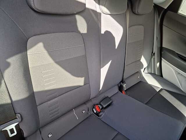 Hyundai BAYON 1.0 TGDi Ultimate 5dr DCT Dragn Red-blkrf