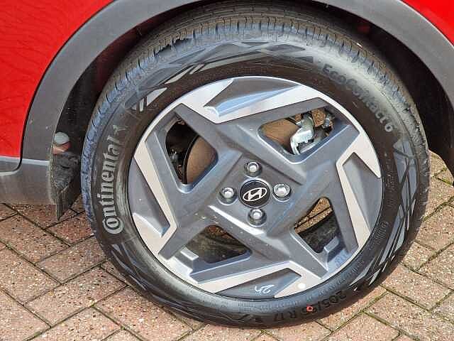 Hyundai BAYON 1.0 TGDi Ultimate 5dr DCT Dragn Red-blkrf