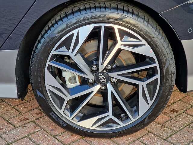 Hyundai IONIQ 6 168kW Ultimate 77kWh 4dr Auto Biophilic Blue