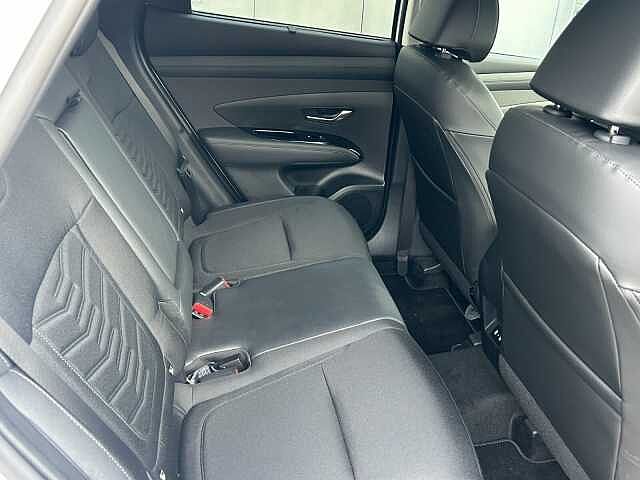 Hyundai TUCSON 1.6T Premium 5dr Atlas White