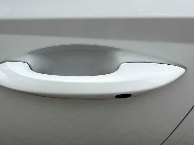 Hyundai TUCSON 1.6T Premium 5dr Atlas White