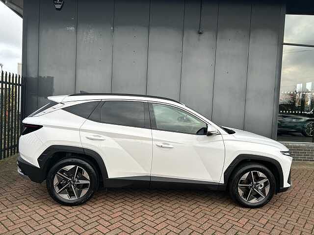 Hyundai TUCSON 1.6T Premium 5dr Atlas White