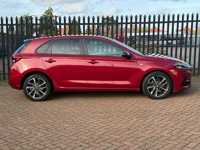 Hyundai I30 1.0T GDi Premium 5dr Sunset Red