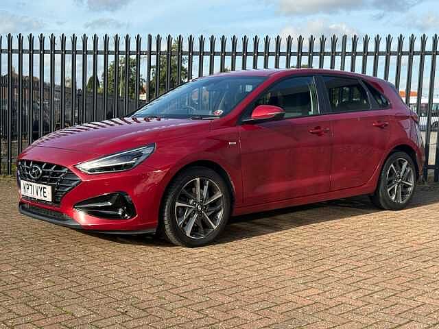 Hyundai I30 1.0T GDi Premium 5dr Sunset Red