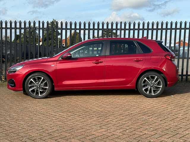 Hyundai I30 1.0T GDi Premium 5dr Sunset Red