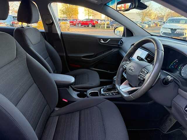 Hyundai Ioniq 1.6 GDi Hybrid Premium 5dr DCT