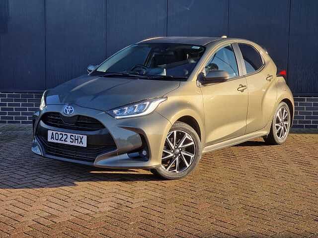 Toyota Yaris 1.5 Hybrid Design 5dr CVT
