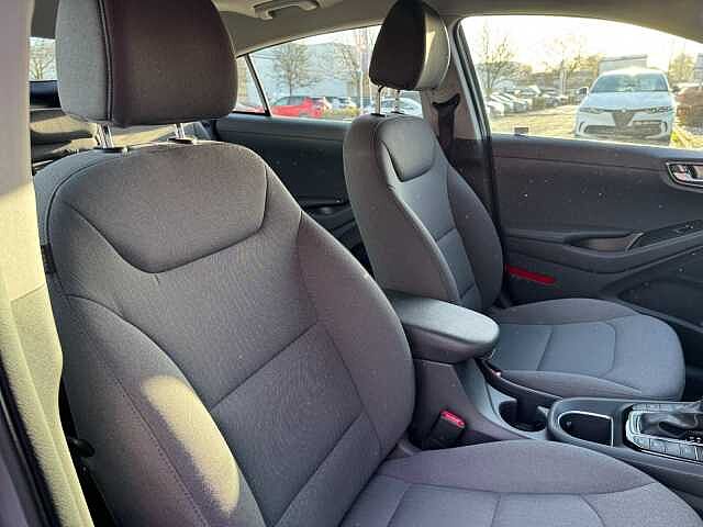 Hyundai IONIQ 1.6 GDi Hybrid Premium 5dr DCT Electric Shadow