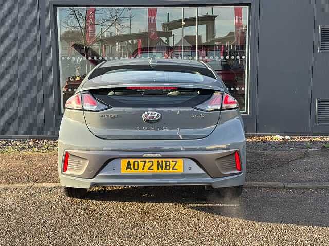 Hyundai IONIQ 1.6 GDi Hybrid Premium 5dr DCT Electric Shadow