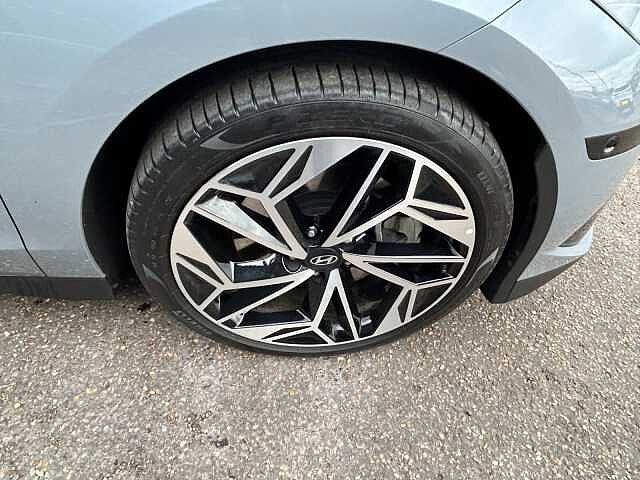 Hyundai IONIQ 6 239kW Ultimate 77kWh 4dr AWD Auto Transmission Bl