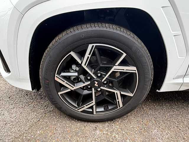 Hyundai TUCSON 1.6T Hybrid N Line 5dr Auto Serenity White