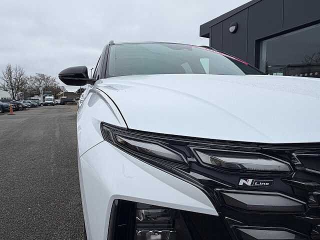 Hyundai TUCSON 1.6T Hybrid N Line 5dr Auto Serenity White