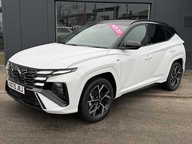 Hyundai TUCSON 1.6T Hybrid N Line 5dr Auto Serenity White