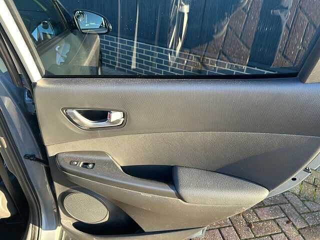 Hyundai KONA 1.6 GDi Hybrid Ultimate 5dr DCT Grey
